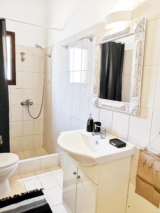 Villa Perissa Thira Buitenkant foto