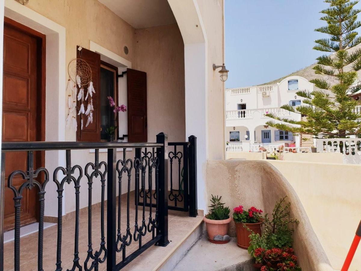 Villa Perissa Thira Buitenkant foto